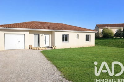 /international/fr/la-feuillade-aquitaine-310106738408/