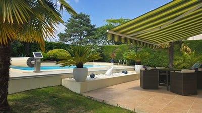 /international/fr/saintes-charente-310100184629/