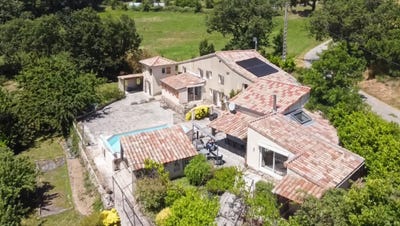 /international/fr/vernoux-en-vivarais-rhone-310108866146/?lang=pt