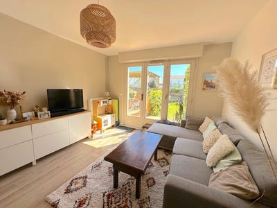 /international/fr/bruges-aquitaine-310107428116/