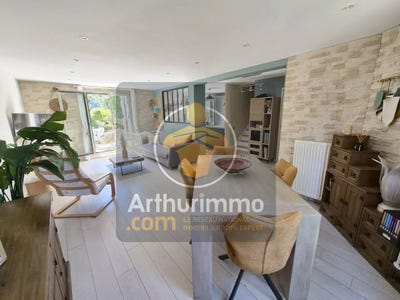 /international/fr/pontault-combault-ile-de-france-310109225007/