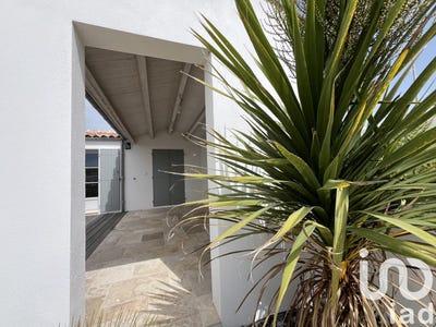 /international/fr/saint-denis-d-oleron-charente-310099543650/?lang=en