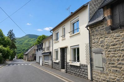 /international/fr/le-mont-dore-auvergne-310108677370/