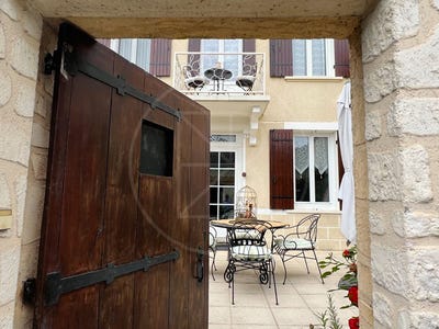/international/fr/allemans-du-dropt-aquitaine-310108317873/