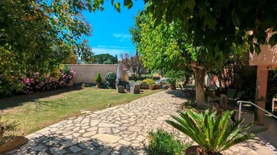 /international/fr/montfort-sur-argens-provence-alpes-cote-d-azur-310100388049/