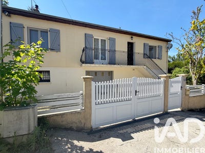 /international/fr/mirebeau-auvergne-310107736911/