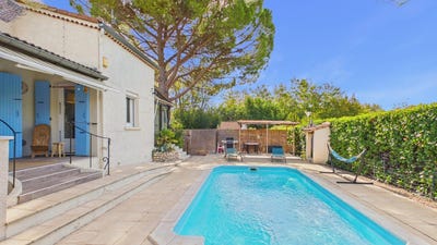 /international/fr/ruoms-rhone-310110377627/