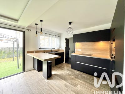 /international/fr/lege-pays-de-la-loire-310109043562/
