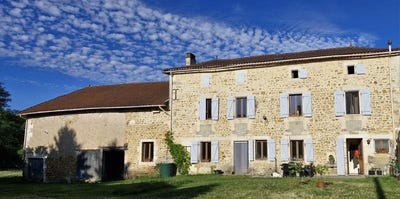 /international/fr/genouillac-charente-310107774893/