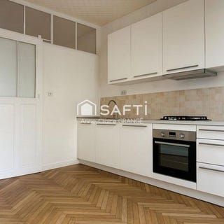 /international/fr/sille-le-guillaume-pays-de-la-loire-310102439046/