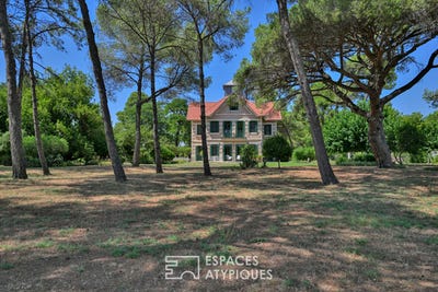 /international/fr/aigues-mortes-languedoc-roussillon-310109664815/