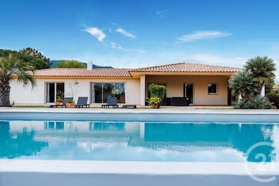/international/fr/porto-vecchio-corsica-310099938205/
