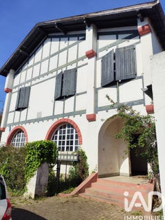 /international/fr/saint-palais-centre-val-de-loire-310107323986/