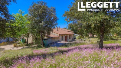 /international/fr/rustrel-provence-alpes-cote-d-azur-310093915939/