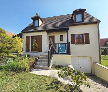 /international/fr/dourdan-ile-de-france-310106572981/