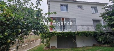 /international/fr/saintes-charente-310102292829/