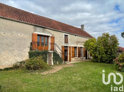 /international/fr/courson-les-carrieres-burgundy-310103038549/