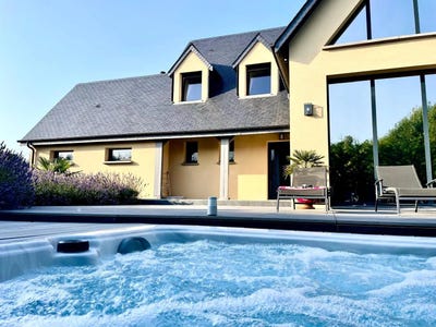 /international/fr/canapville-la-basse-normandie-310100521340/?lang=zh-tw