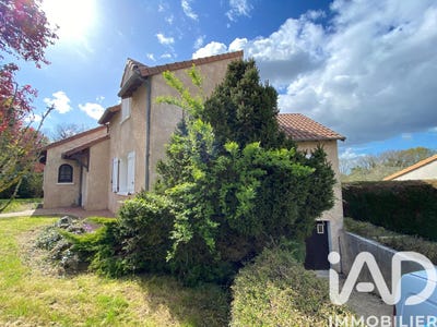 /international/fr/vouneuil-sous-biard-charente-310106396130/