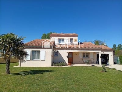 /international/fr/saint-savin-charente-310107011701/