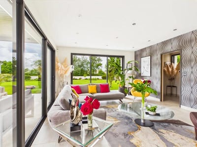 /international/fr/chatellerault-charente-310108321493/