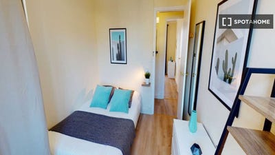 /international/fr/montpellier-languedoc-roussillon-310108560146/