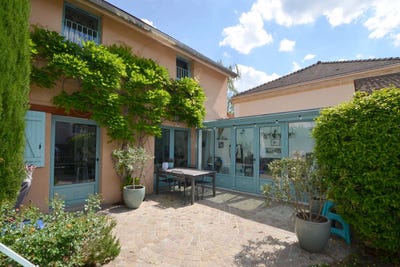 /international/fr/croissy-sur-seine-ile-de-france-310108137600/