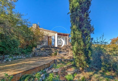 /international/fr/barjac-midi-pyrenees-310107252351/