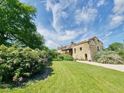 /international/fr/caylus-midi-pyrenees-310109020210/