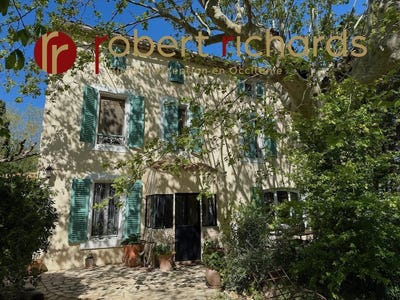 /international/fr/coursan-languedoc-roussillon-310107773682/