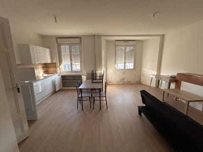 /international/fr/tence-auvergne-310100734708/
