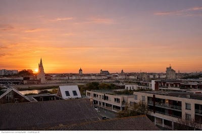 /international/fr/la-rochelle-franche-comte-310104594003/
