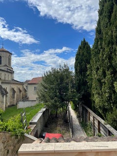 /international/fr/sauveterre-de-guyenne-aquitaine-310108792742/