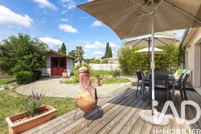 /international/fr/saint-emilion-aquitaine-310107736959/