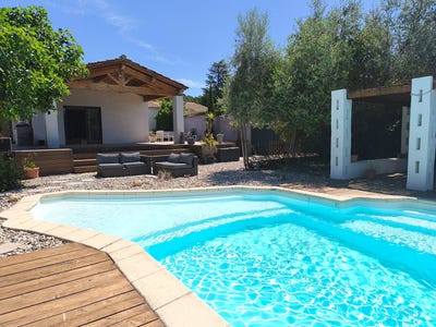 /international/fr/pujaut-languedoc-roussillon-310106799066/?lang=es