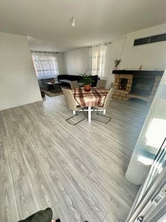 /international/fr/le-chambon-feugerolles-rhone-310100043235/