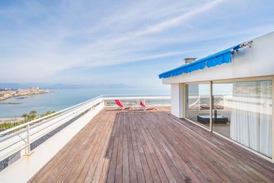 /international/fr/antibes-hh-15337315-antibes-provence-alpes-cote-d-azur-310100956531/