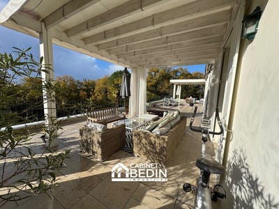 /international/fr/latresne-aquitaine-310104145235/