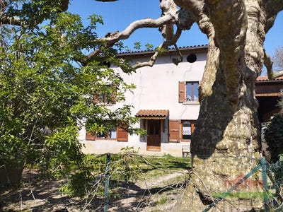 /international/fr/auberives-sur-vareze-rhone-120093192549/