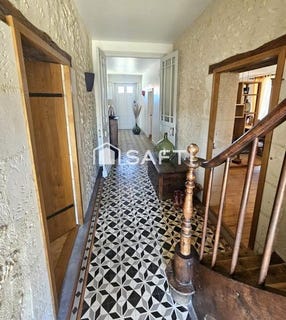 /international/fr/neuvic-aquitaine-120098234449/?lang=en