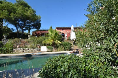 /international/fr/sommieres-languedoc-roussillon-310101175280/?lang=fr