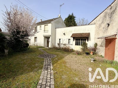 /international/fr/clery-saint-andre-centre-val-de-loire-310107642562/