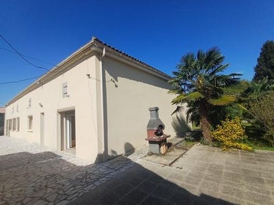 /international/fr/sousmoulins-charente-310101382842/?lang=de