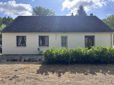 /international/fr/clere-les-pins-centre-val-de-loire-310119658581/