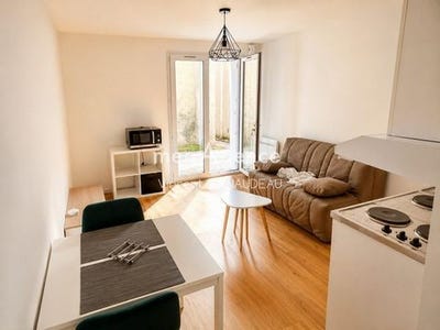/international/fr/cholet-pays-de-la-loire-310108327658/