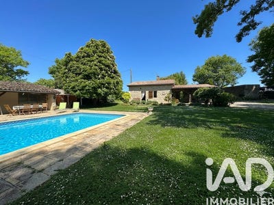 /international/fr/caubon-saint-sauveur-aquitaine-310107944566/