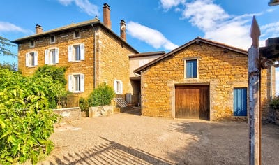 /international/fr/gleize-rhone-310108317478/