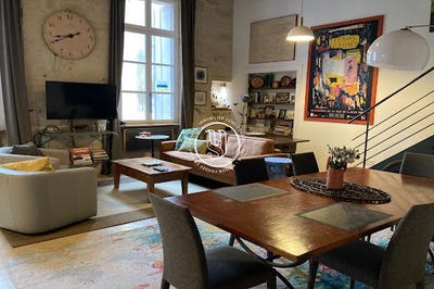 /international/fr/uzes-languedoc-roussillon-310100933821/?lang=zh-cn