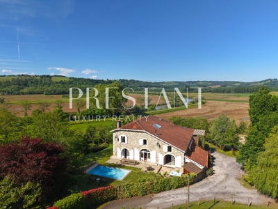 /international/fr/hastingues-aquitaine-310108004416/