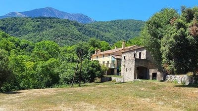 /international/fr/arles-sur-tech-languedoc-roussillon-310108898892/
